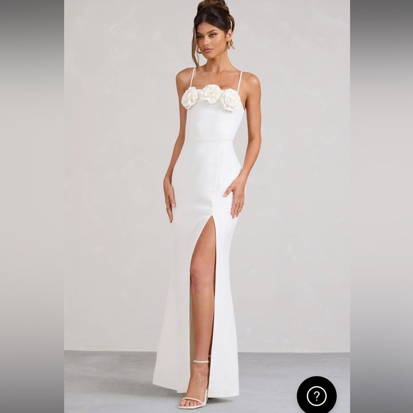 BUTTERCUP
WHITE STRAPPY FLORAL SPLIT MAXI DRESS - Picture 5 of 7